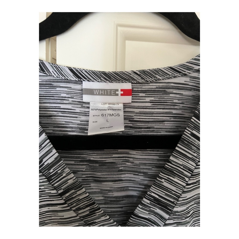 Dri Fit Scrub Top - Picture 2 of 2